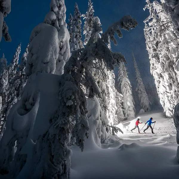 Esquí de fondo de noche en Silver Star Mountain Resort