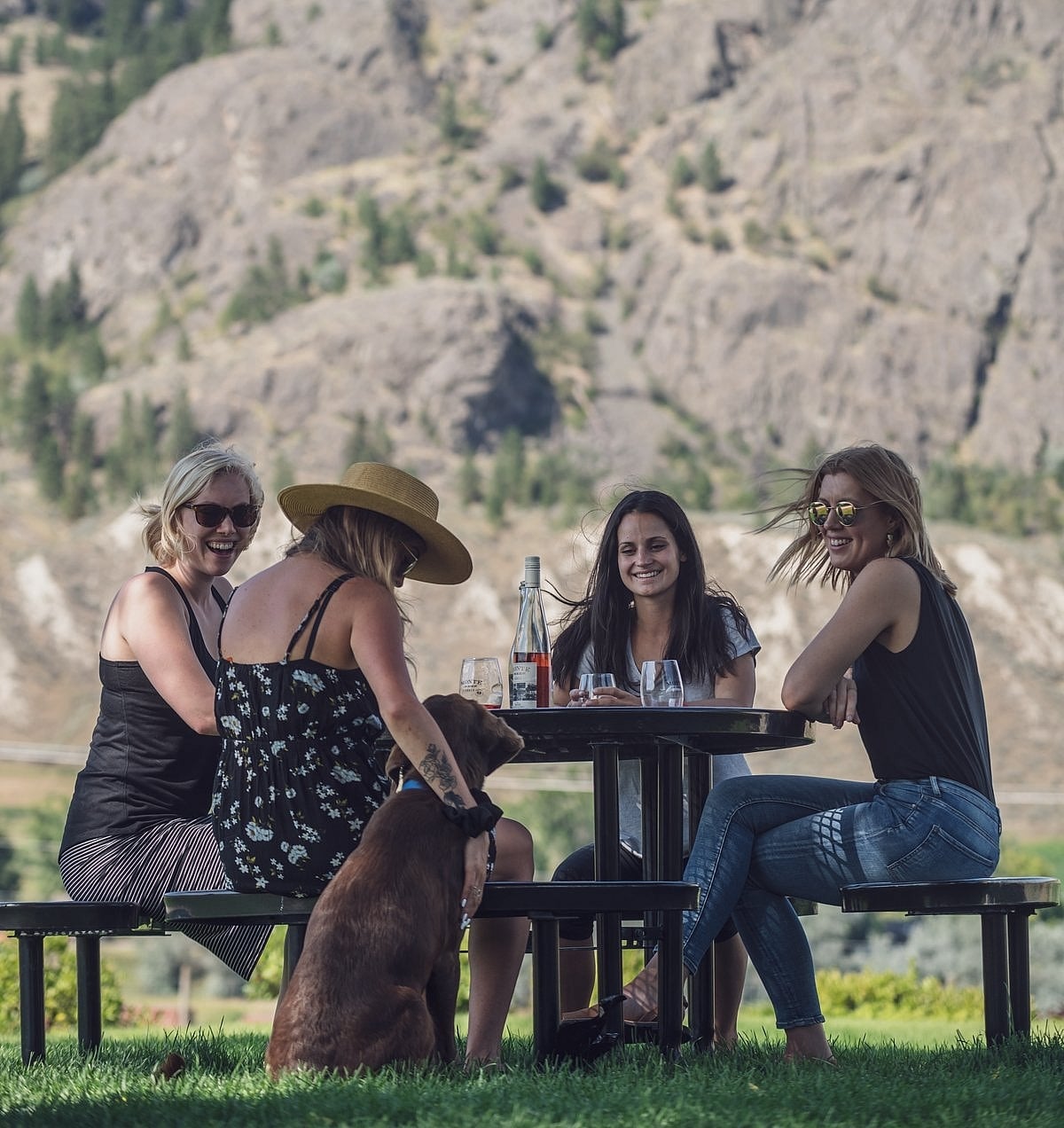 Wine tasting on the lawn at Monte Creek Ranch Winery | Andrew Strain