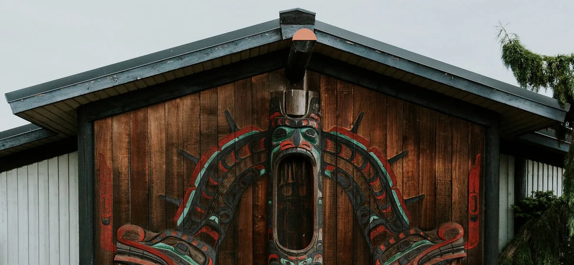 View of the design you see from the road of I-Hos Gallery | Indigenous Tourism BC/Kimberley Kufaas