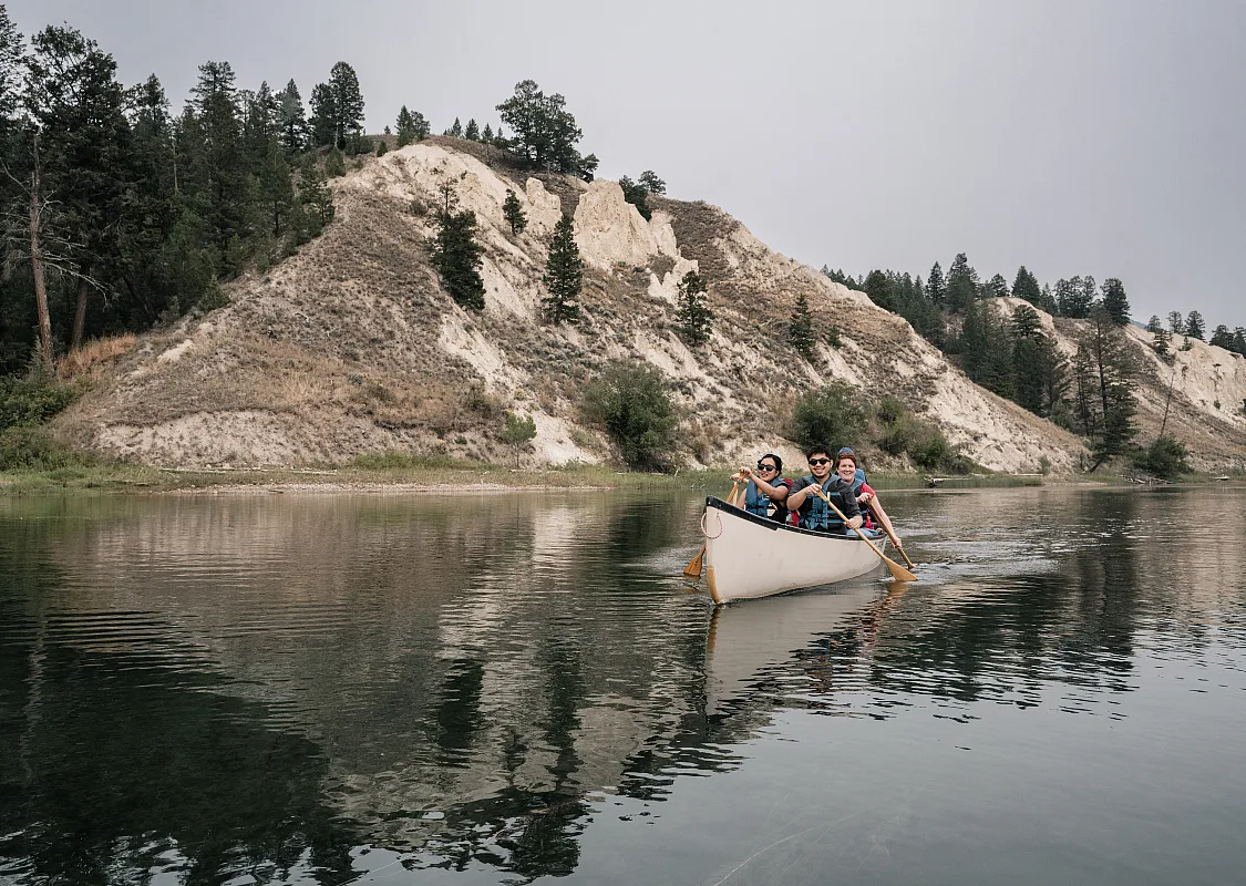 An interpretive, guided tour with Columbia River Paddle.