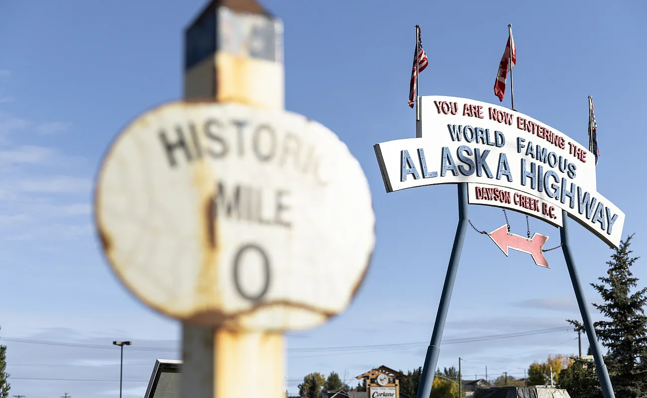 View of a mile 0 sign