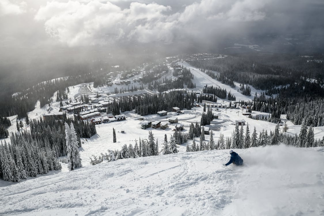 Skiing above SilverStar Mountain Resort