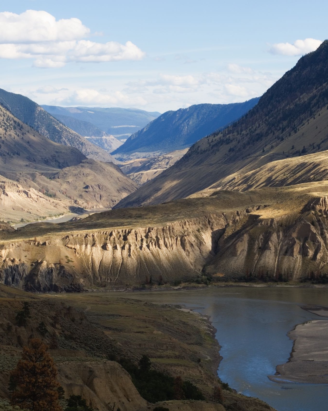 View of the Fraser River and mountains.