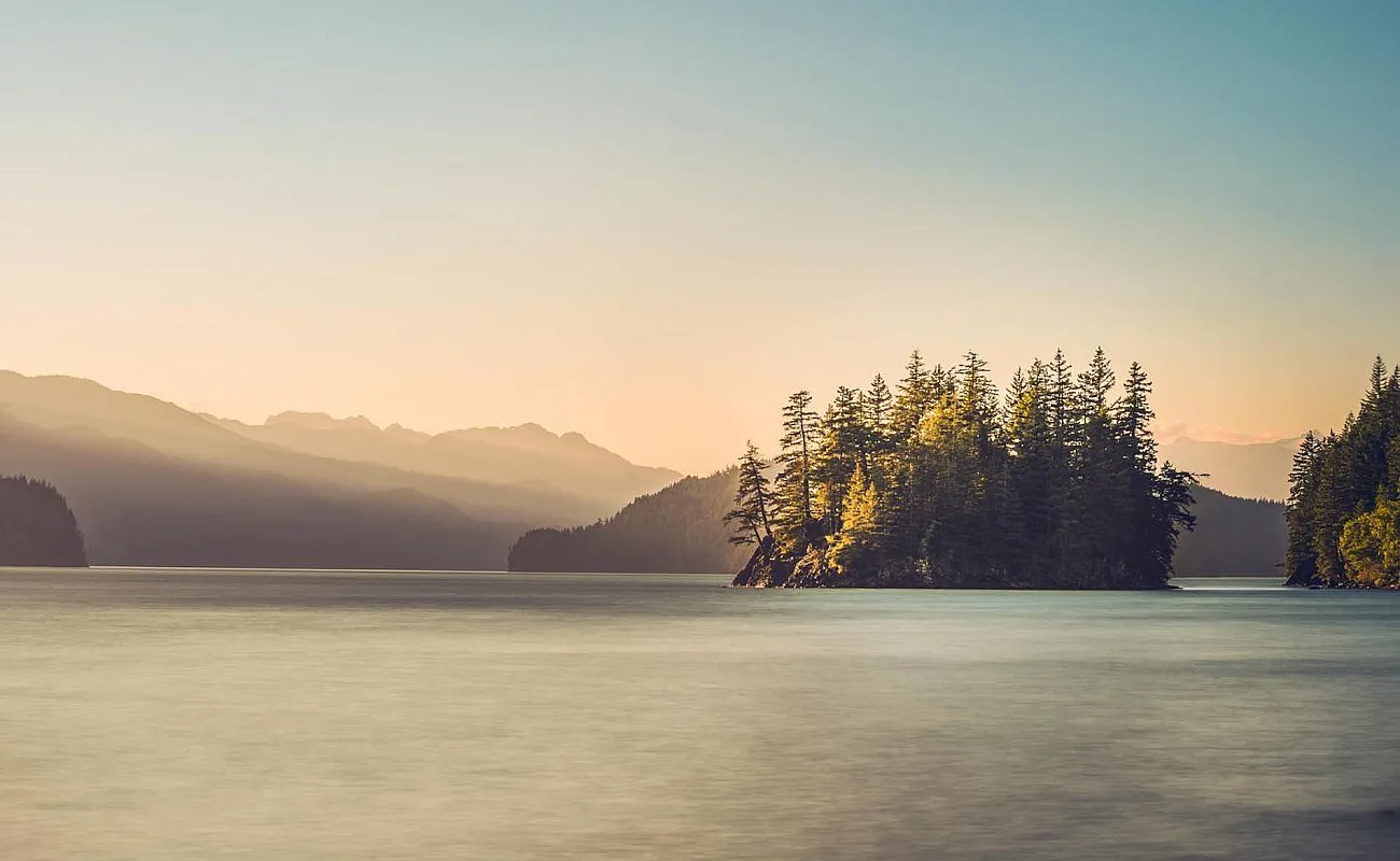 Blick auf den Harrison Lake.