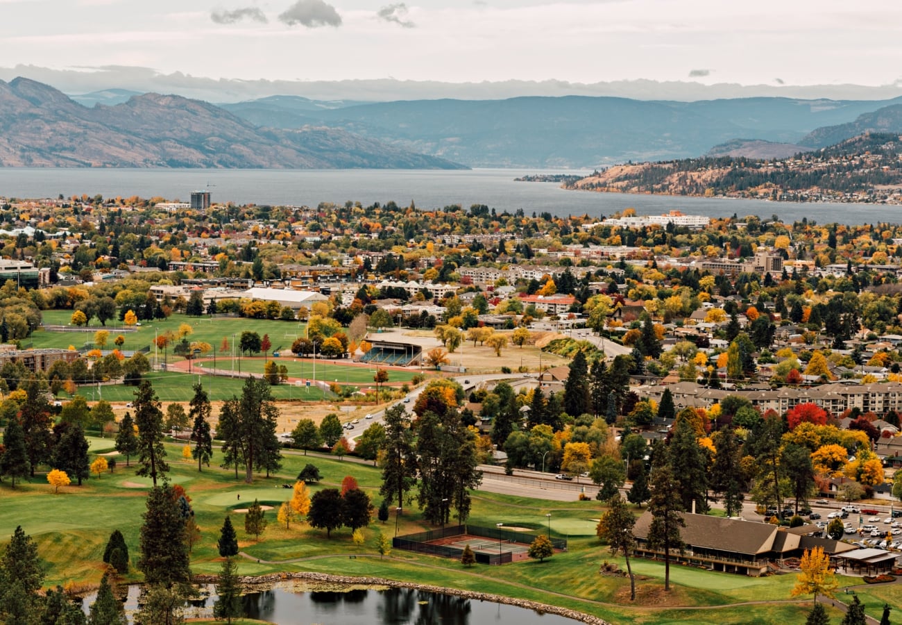 The view from Dilworth Mountain Park overlooking Kelowna