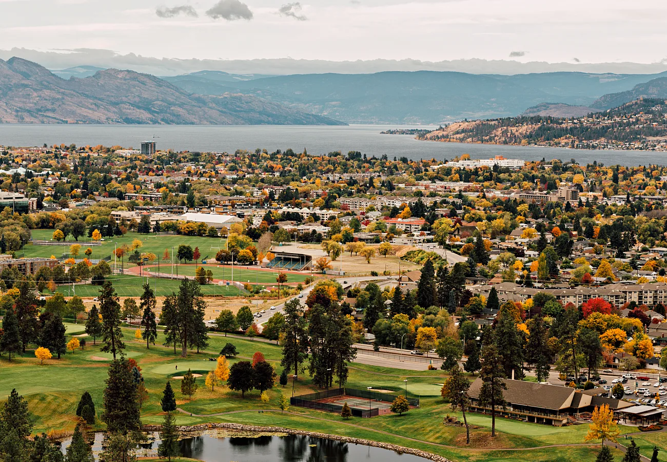 The view from Dilworth Mountain Park overlooking Kelowna