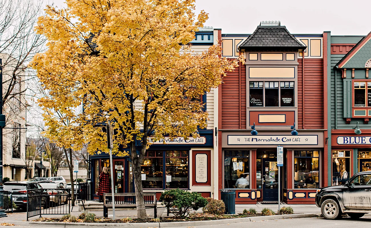Stadtzentrum von Kelowna an der Pandosy Street & West Avenue