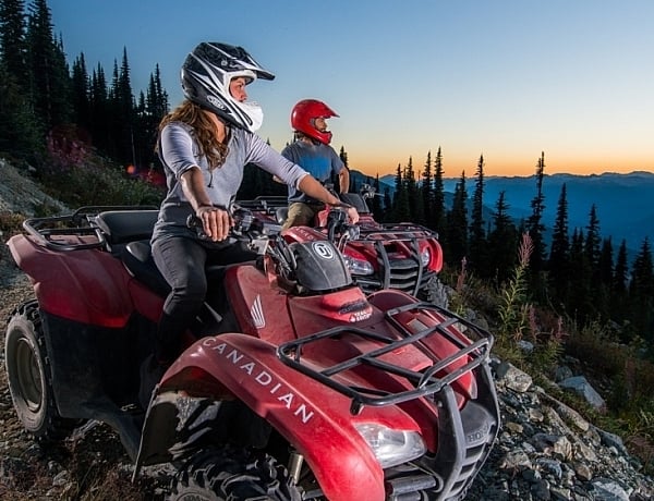 Canadian Wilderness Adventures (Aventuras en la Naturaleza Salvaje Canadiense)