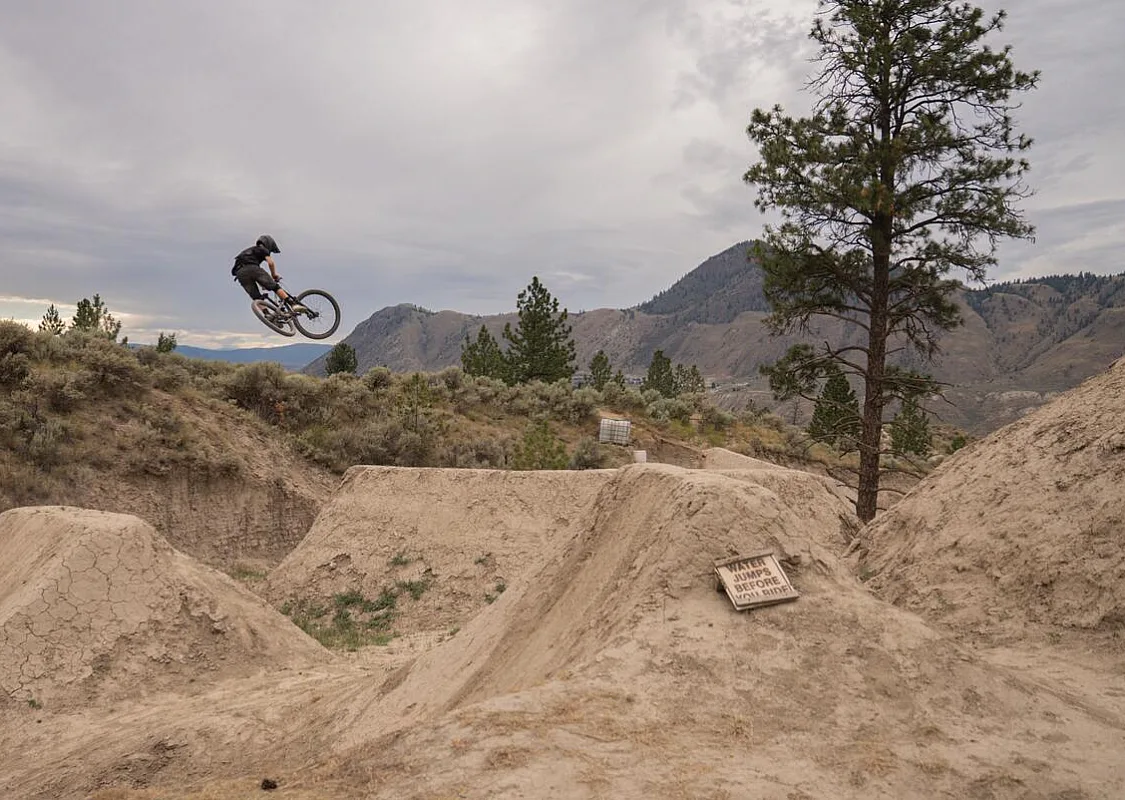 Mountain bikers at Kamloops Bike Ranch